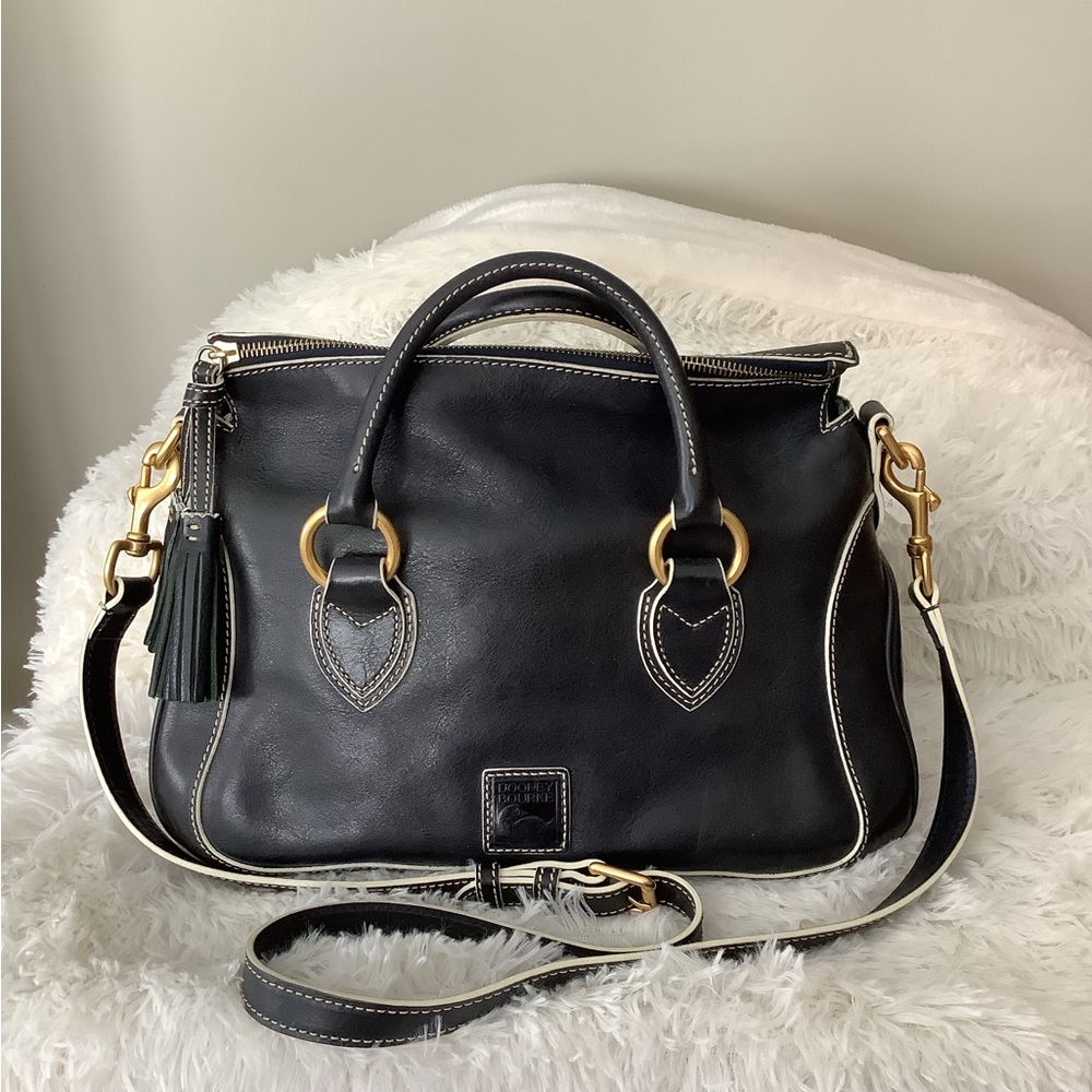Dooney and Bourke black satchel in smooth leather
